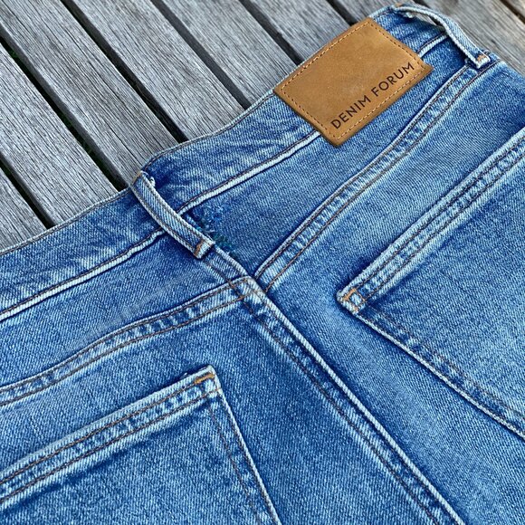 Denim Forum | The Arlo High-Rise Straight Jeans | Size 29 - Picture 13 of 13
